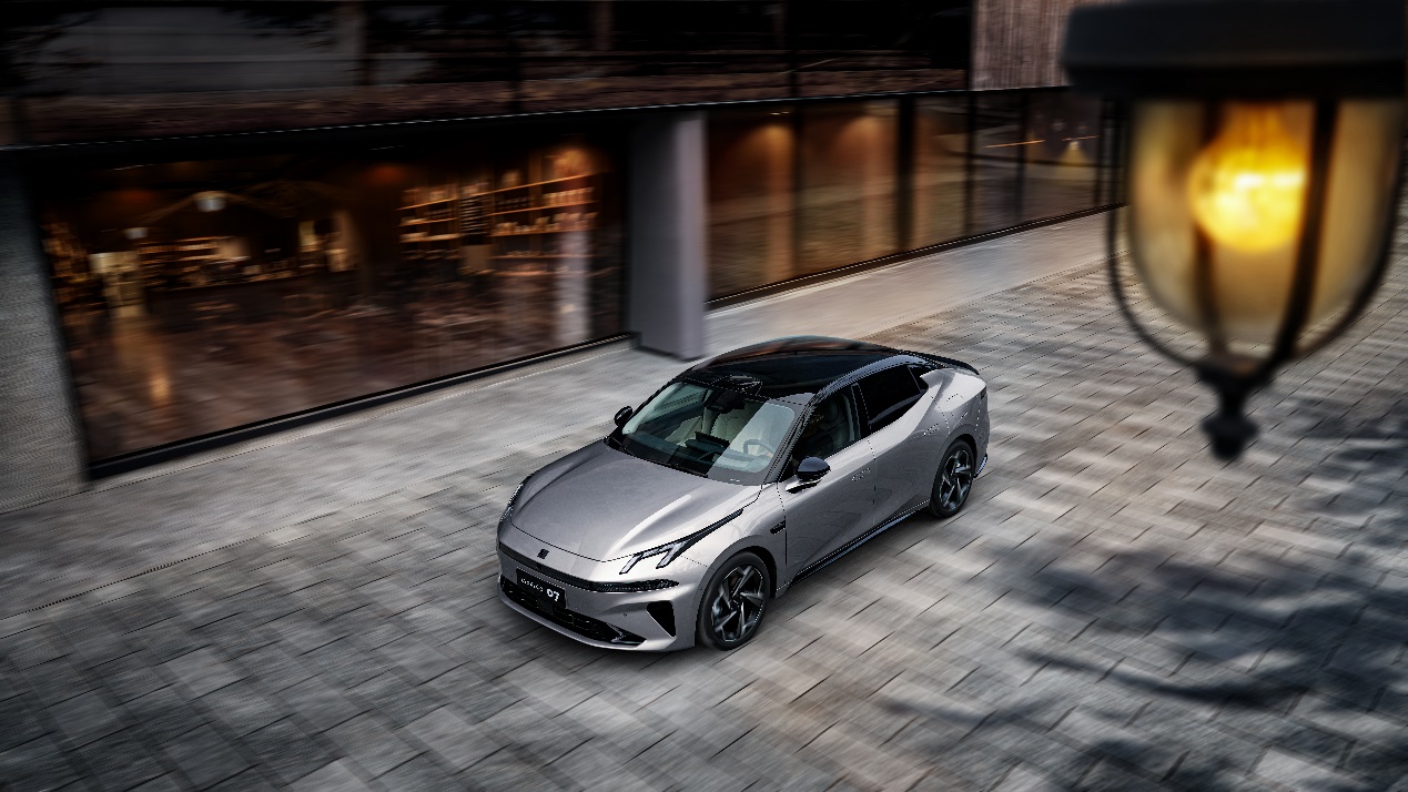 全能实力派登场!全新领克07em-p以越级产品力重塑价值认知