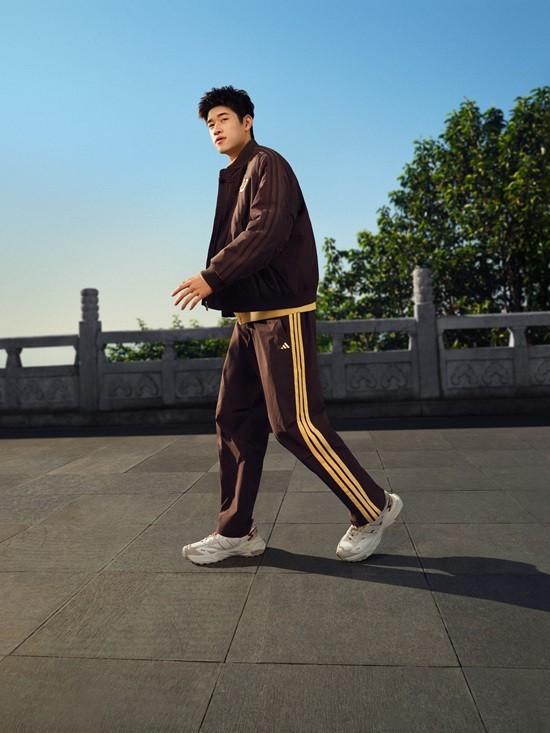 以信念为缰，驭光而上—— adidas sportswear 2026马年系列上市