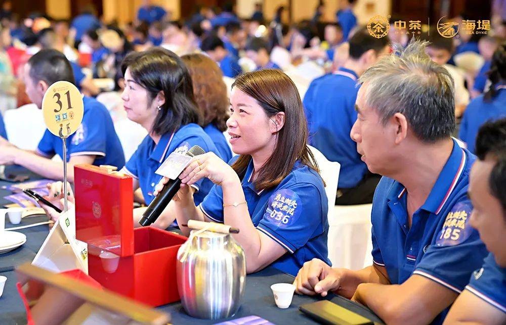 曾经的“老味道”,如今重装出发,茶行业巨轮将驶向何方?