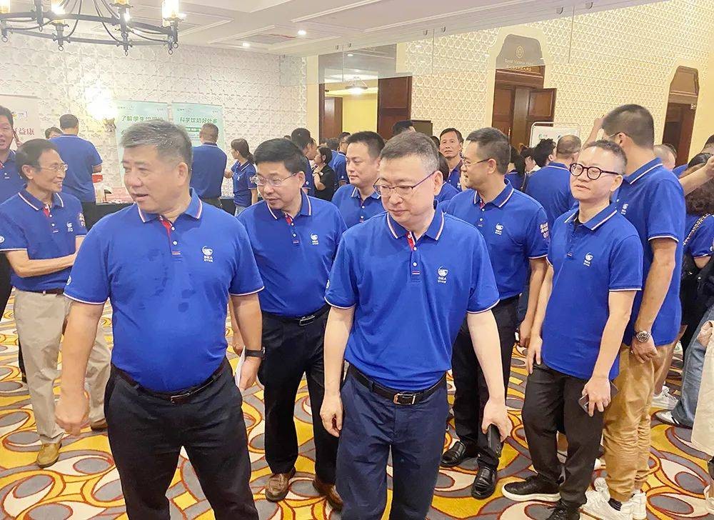 曾经的“老味道”,如今重装出发,茶行业巨轮将驶向何方?